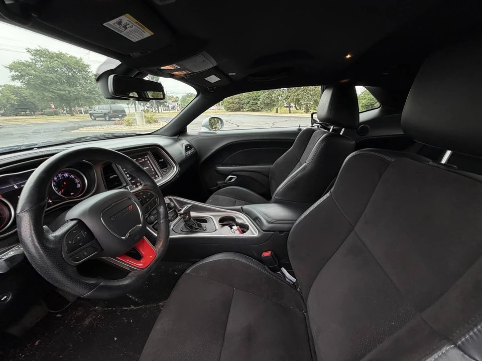 2021 Dodge Challenger 3rd Gen - Image 15 of 23