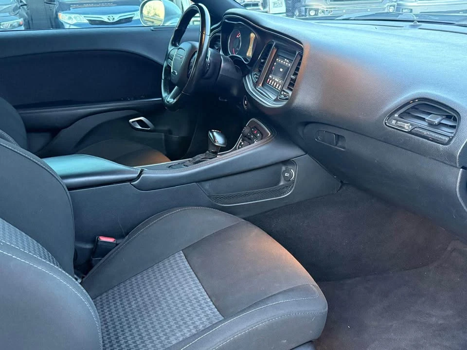 2021 Dodge Challenger 3rd Gen - Image 8 of 9