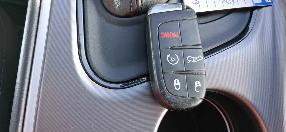 2021 Dodge Challenger 3rd Gen - Image 13 of 16