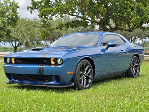 2021 Dodge Challenger R/T Classic Coupe 2D