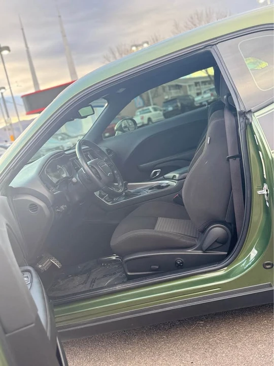 2021 Dodge Challenger 3rd Gen - Image 9 of 10