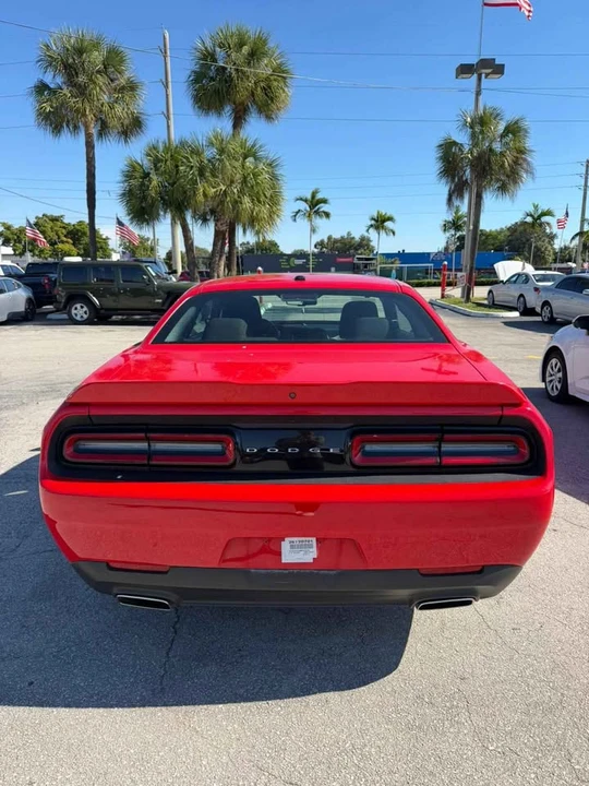 2021 Dodge Challenger 3rd Gen - Image 4 of 8