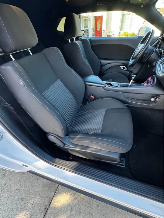 2021 Dodge Challenger 3rd Gen - Image 16 of 20
