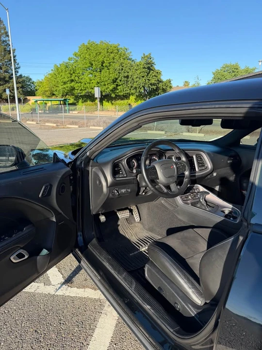 2021 Dodge Challenger 3rd Gen - Image 8 of 11
