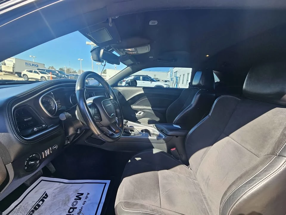 2021 Dodge Challenger 3rd Gen - Image 9 of 16