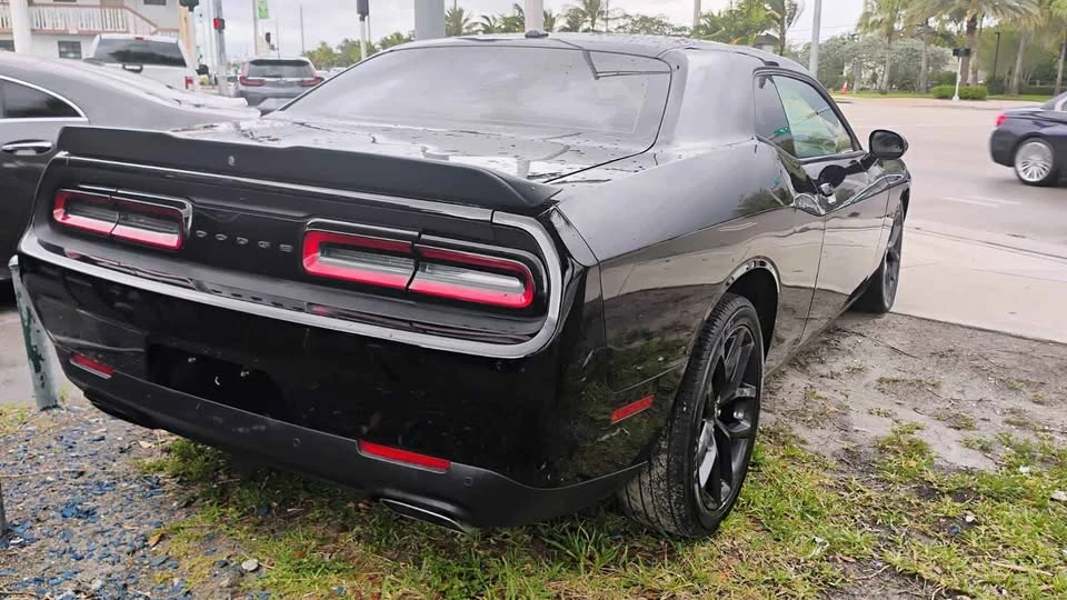 2021 Dodge Challenger 3rd Gen - Image 3 of 9