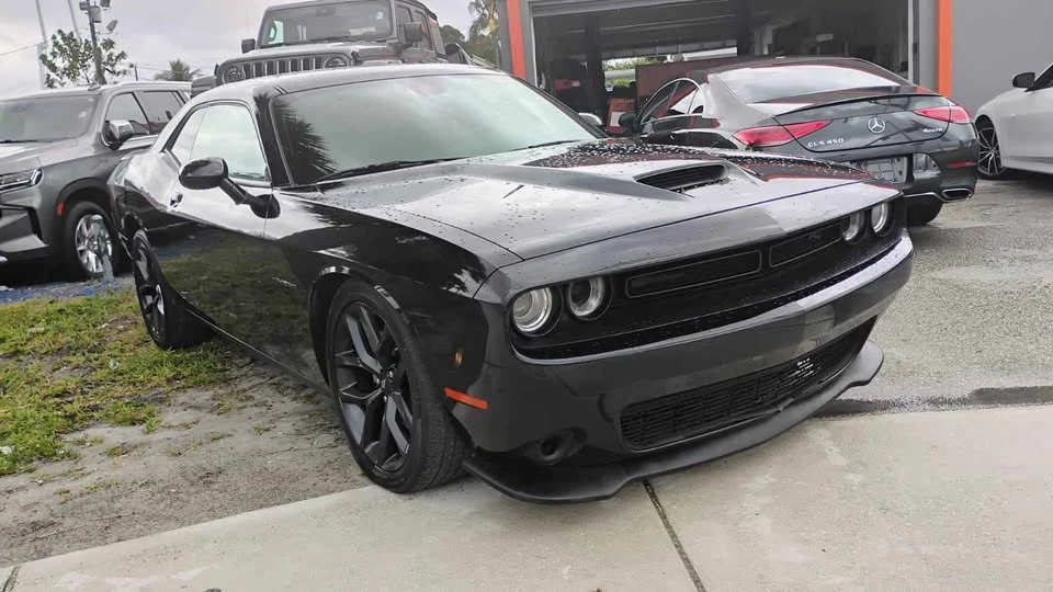 2021 Dodge Challenger 3rd Gen - Image 2 of 9