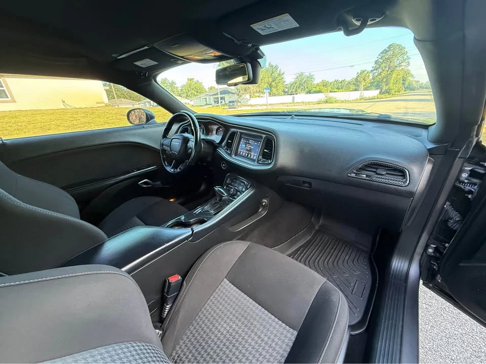 2021 Dodge Challenger 3rd Gen - Image 16 of 20