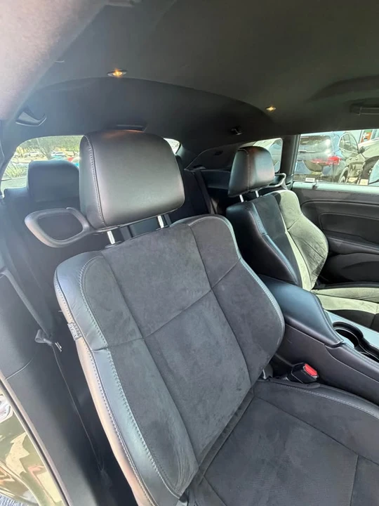 2021 Dodge Challenger 3rd Gen - Image 6 of 11