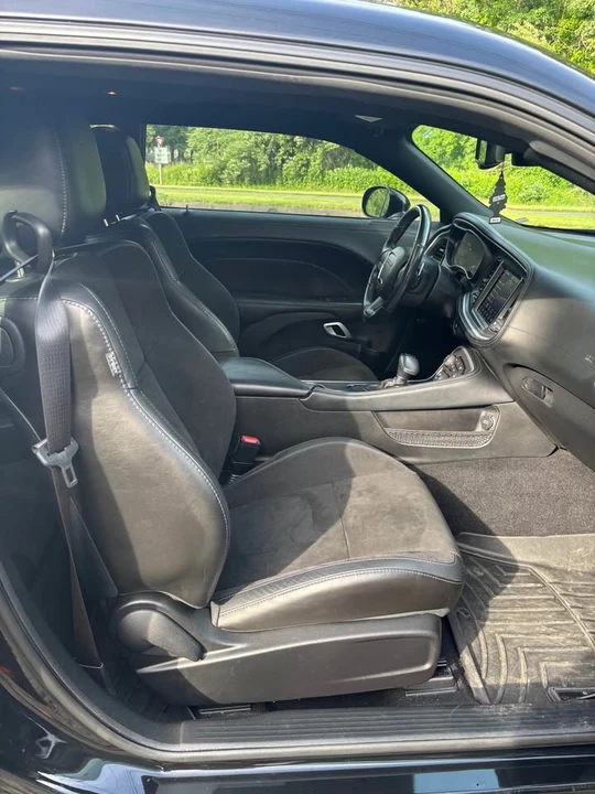 2021 Dodge Challenger 3rd Gen - Image 15 of 21
