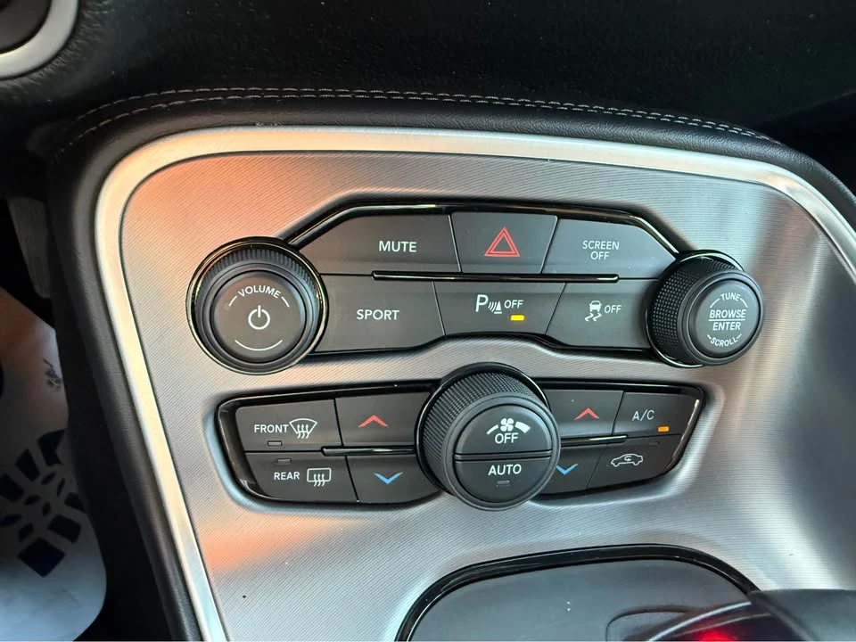 2021 Dodge Challenger 3rd Gen - Image 12 of 13