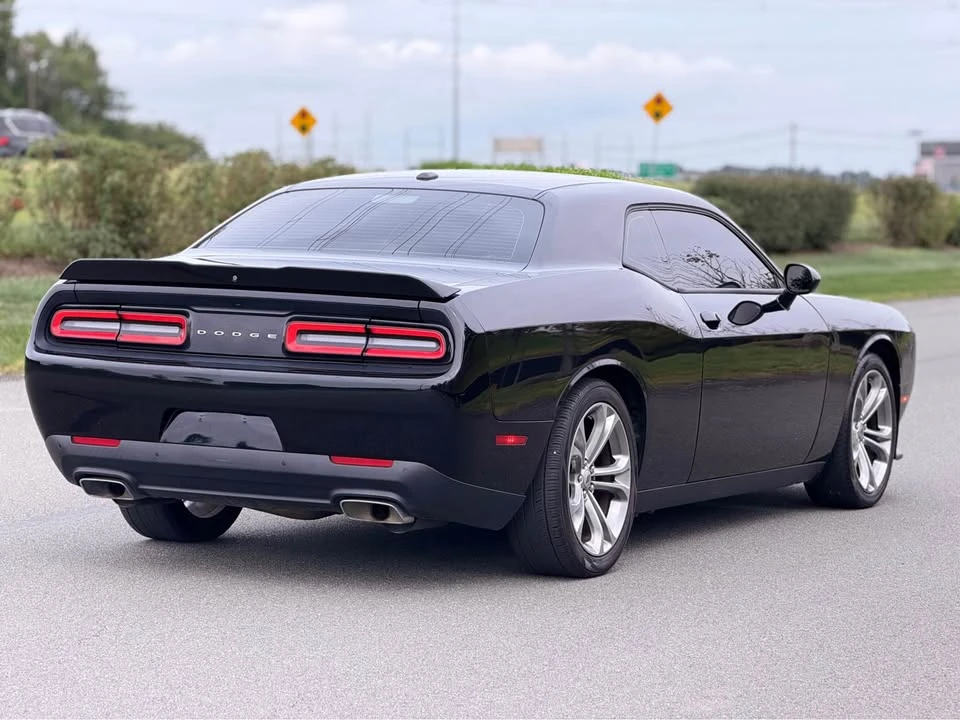 2021 Dodge Challenger 3rd Gen - Image 6 of 17