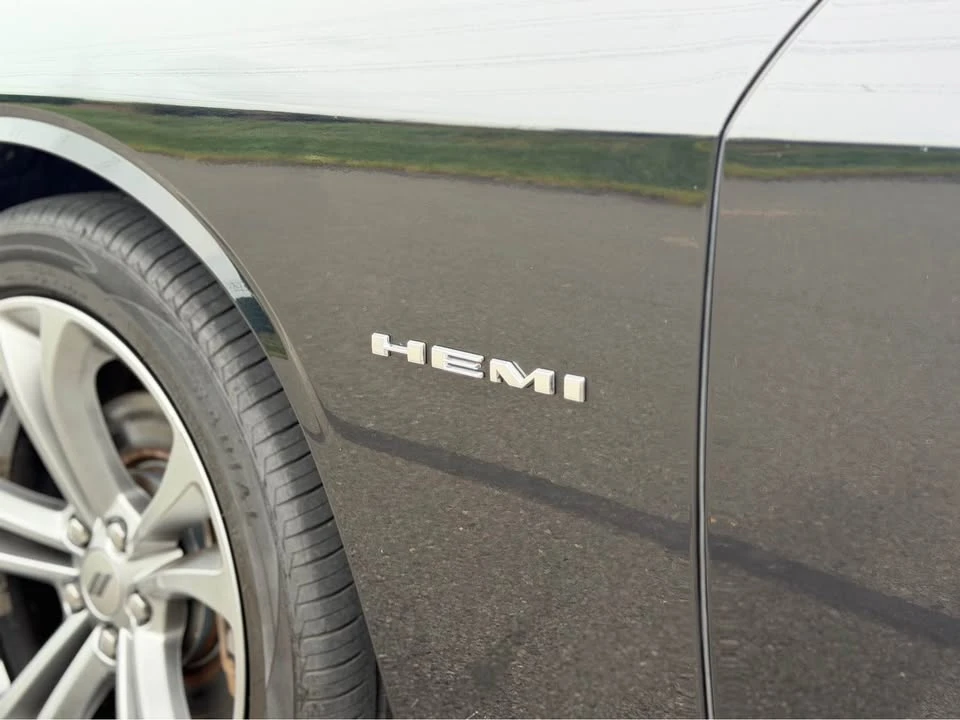 2021 Dodge Challenger 3rd Gen - Image 15 of 17
