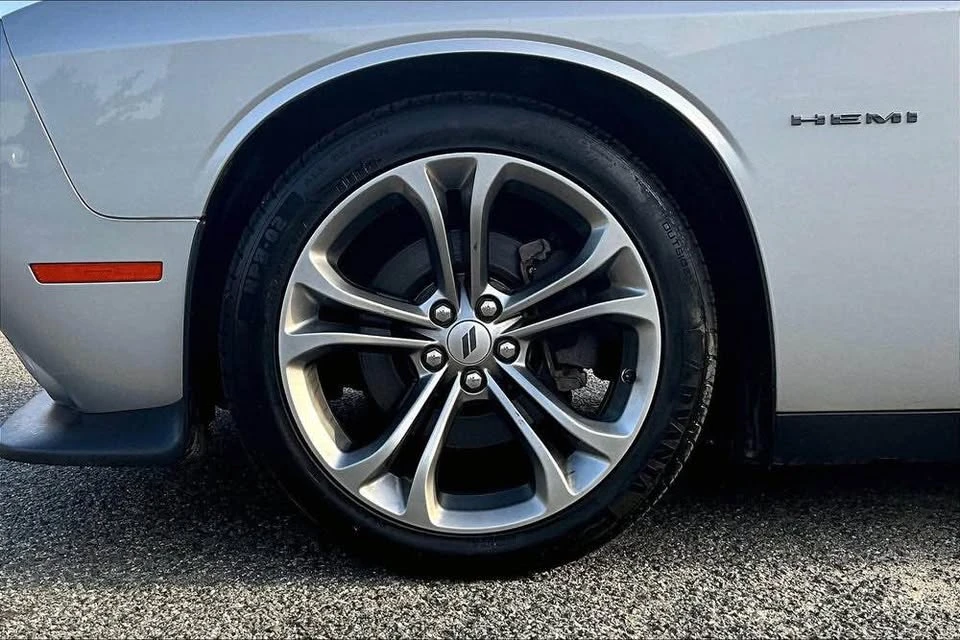 2021 Dodge Challenger 3rd Gen - Image 7 of 13