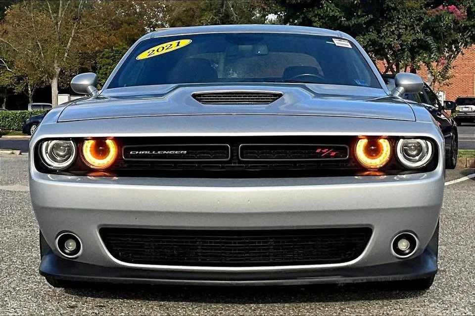 2021 Dodge Challenger 3rd Gen - Image 3 of 13