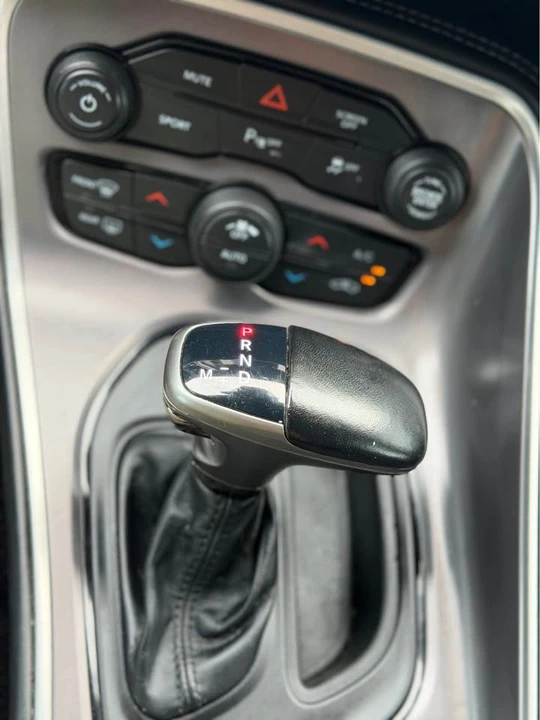 2021 Dodge Challenger 3rd Gen - Image 9 of 17