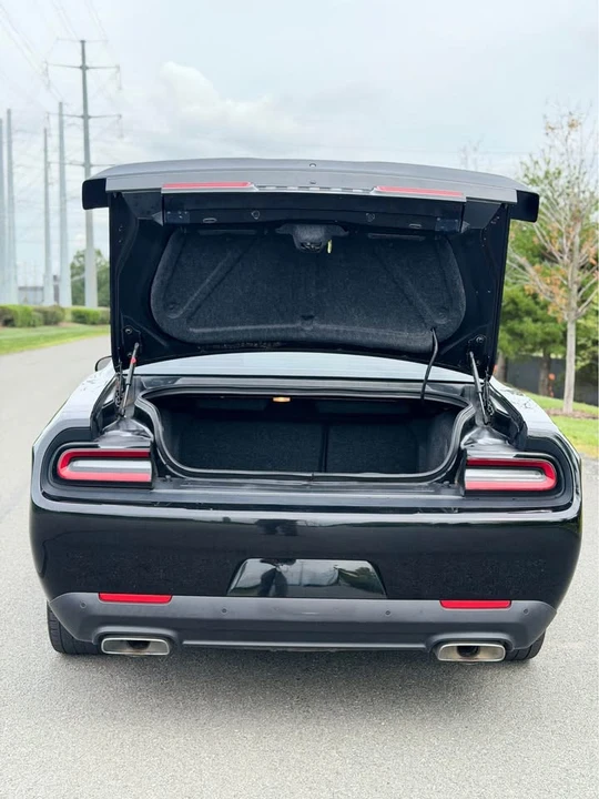 2021 Dodge Challenger 3rd Gen - Image 12 of 17