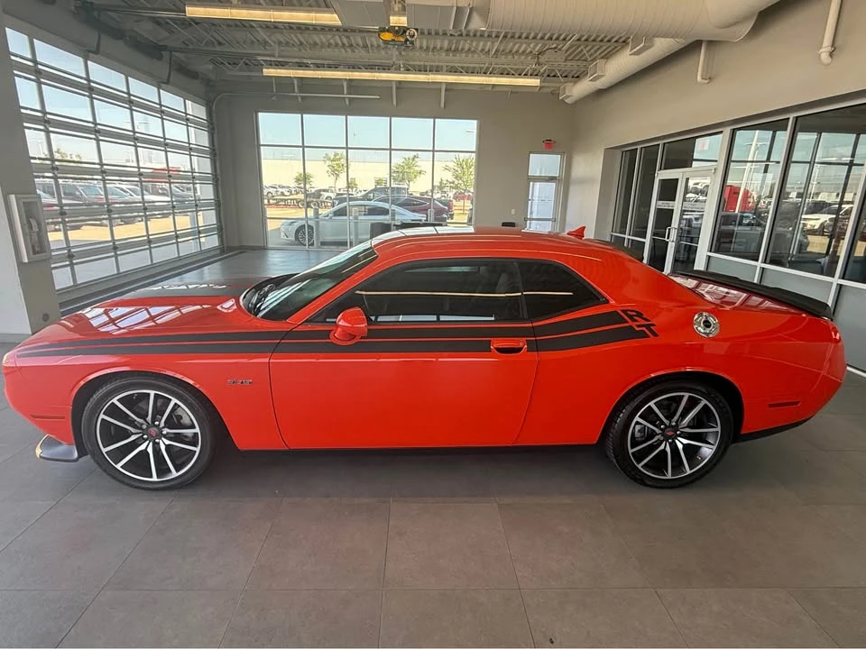 2021 Dodge Challenger 3rd Gen - Image 3 of 8