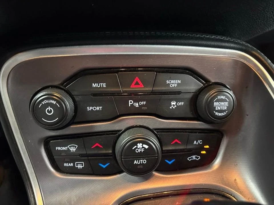 2021 Dodge Challenger 3rd Gen - Image 16 of 20