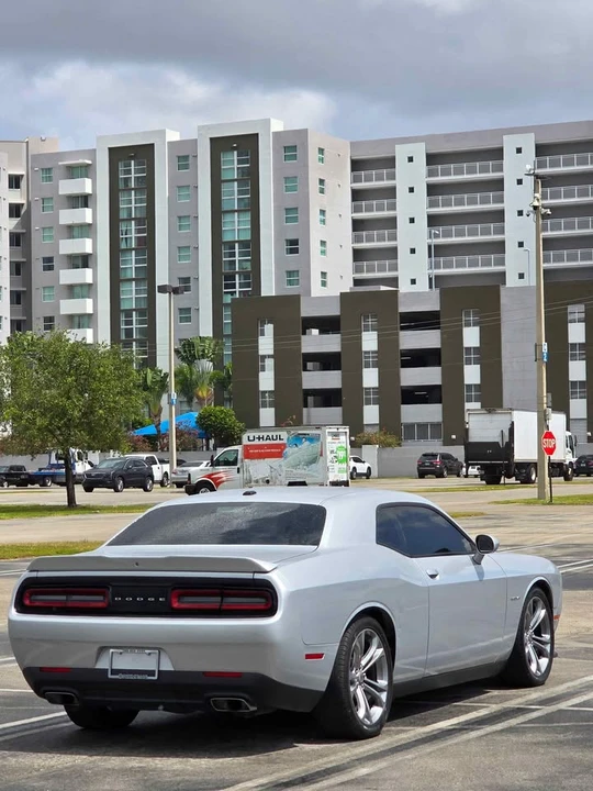 2021 Dodge Challenger 3rd Gen - Image 14 of 17