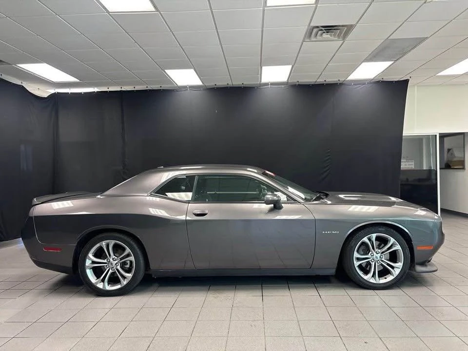 2021 Dodge Challenger 3rd Gen - Image 15 of 20
