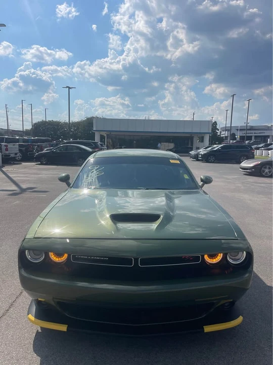 2021 Dodge Challenger 3rd Gen - Image 2 of 9