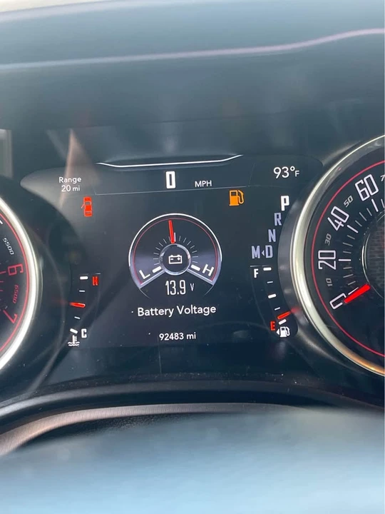 2021 Dodge Challenger 3rd Gen - Image 3 of 9