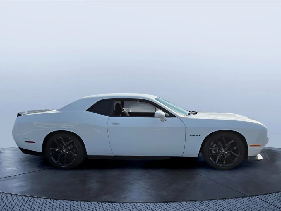 2021 Dodge Challenger 3rd Gen - Image 4 of 8