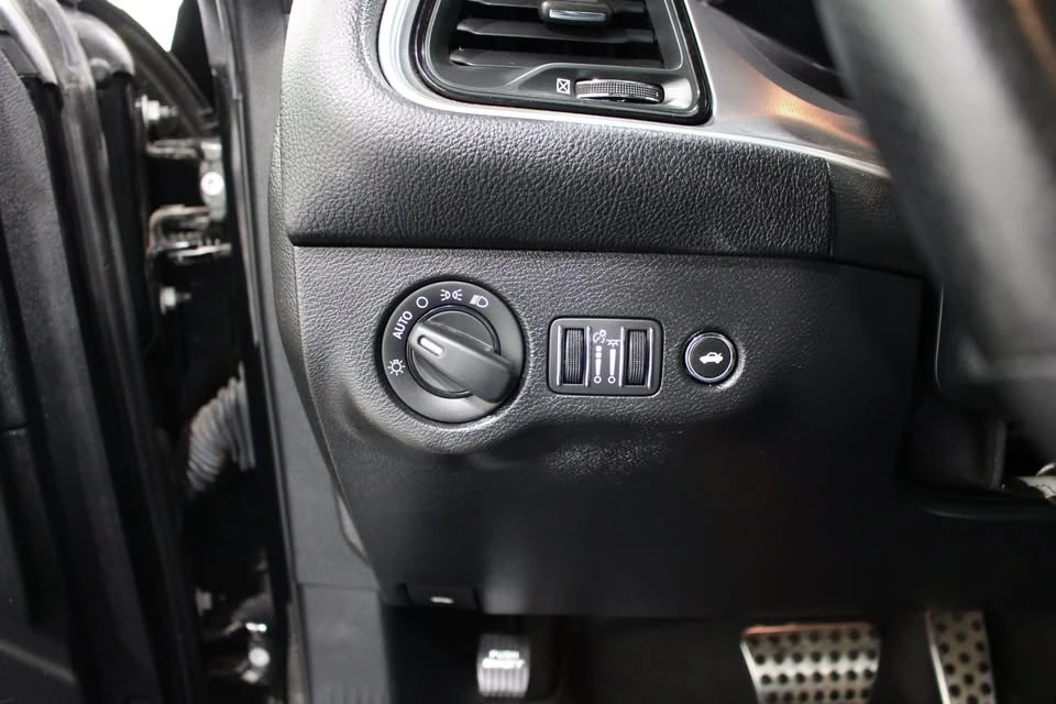 2021 Dodge Challenger 3rd Gen - Image 8 of 20