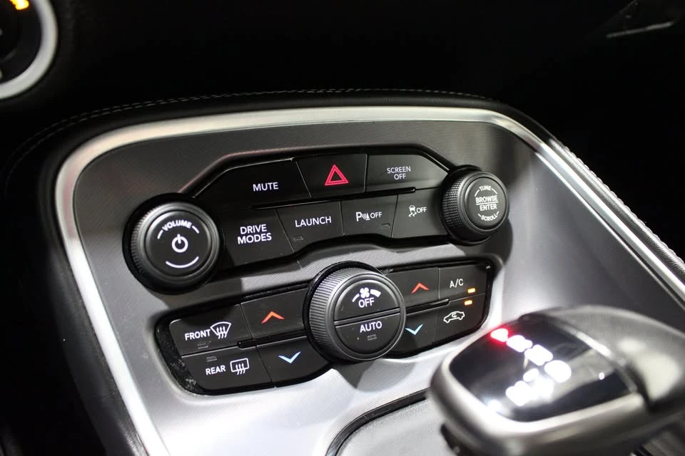 2021 Dodge Challenger 3rd Gen - Image 15 of 20