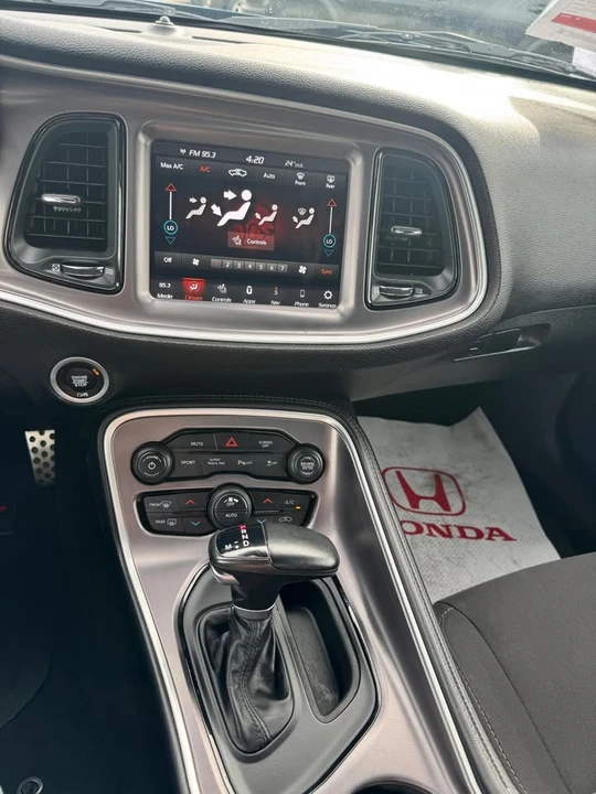 2021 Dodge Challenger 3rd Gen - Image 11 of 12