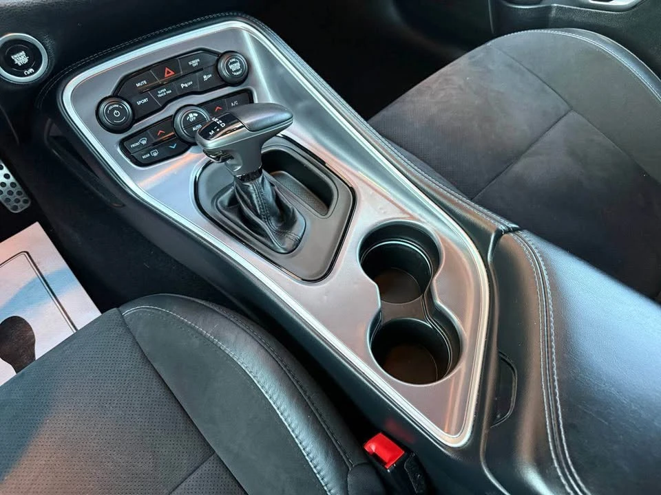 2021 Dodge Challenger 3rd Gen - Image 14 of 17