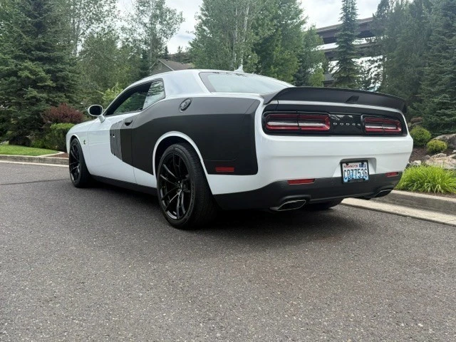 2021 Dodge Challenger SRT8 & 392 3rd Gen - Image 4 of 31