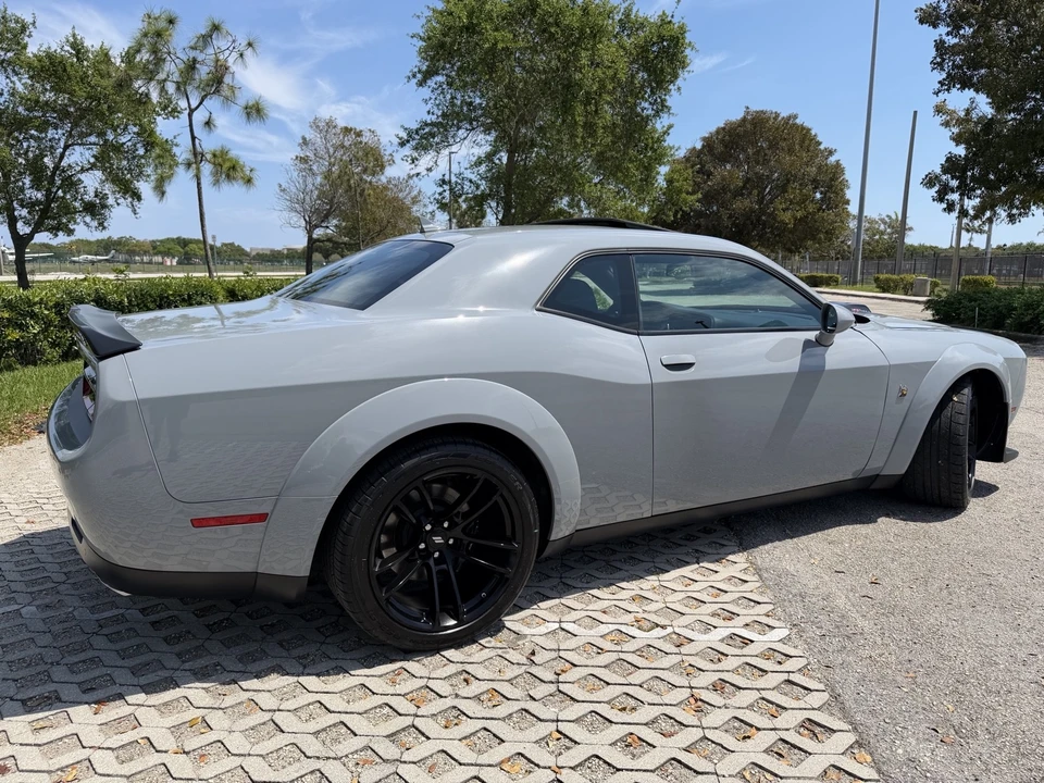 2021 Dodge Challenger SRT8 & 392 3rd Gen - Image 16 of 31
