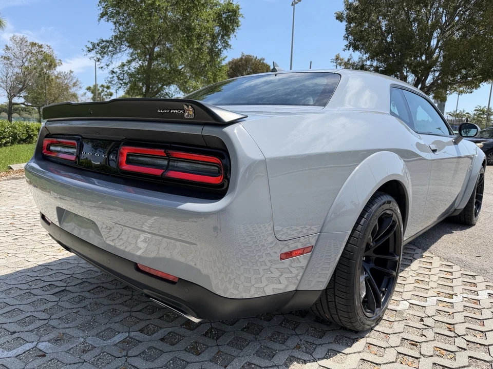 2021 Dodge Challenger SRT8 & 392 3rd Gen - Image 25 of 31