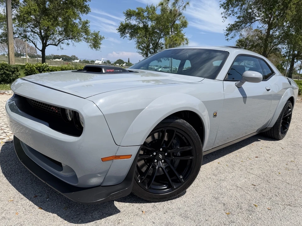 2021 Dodge Challenger SRT8 & 392 3rd Gen - Image 8 of 31
