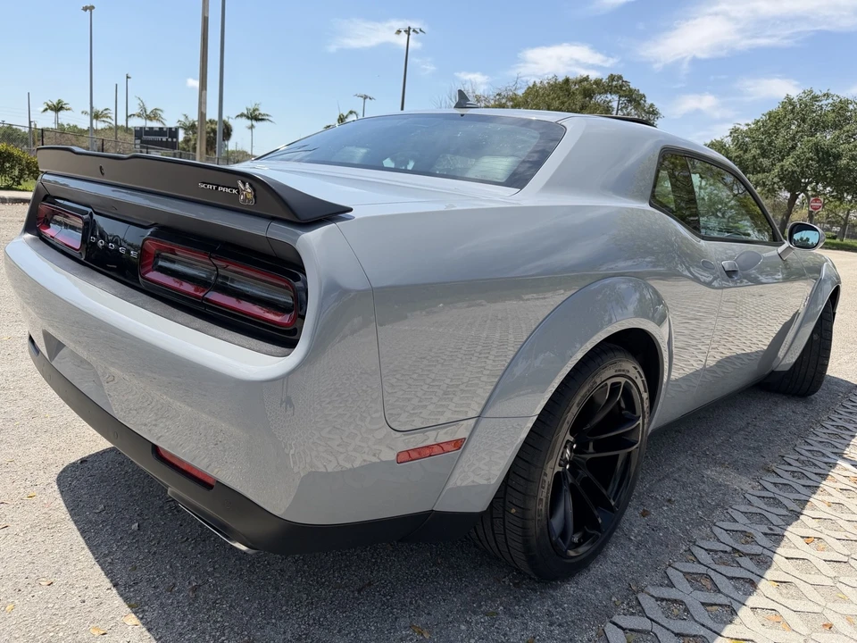2021 Dodge Challenger SRT8 & 392 3rd Gen - Image 24 of 31