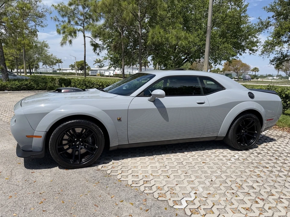 2021 Dodge Challenger SRT8 & 392 3rd Gen - Image 5 of 31