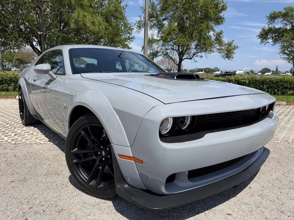 2021 Dodge Challenger SRT8 & 392 3rd Gen - Image 23 of 31