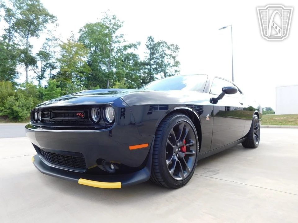 2021 Dodge Challenger SRT8 & 392 3rd Gen - Image 8 of 12