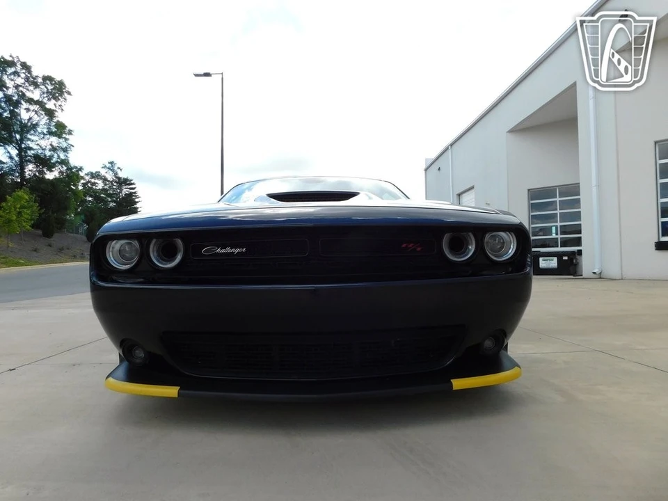2021 Dodge Challenger SRT8 & 392 3rd Gen - Image 4 of 12