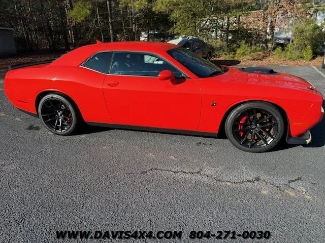 2021 Dodge Challenger SRT8 & 392 3rd Gen - Image 4 of 21
