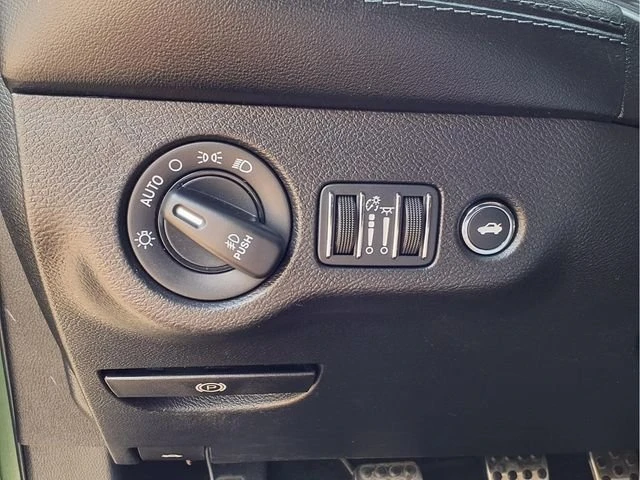 2021 Dodge Challenger SRT8 & 392 3rd Gen - Image 8 of 18