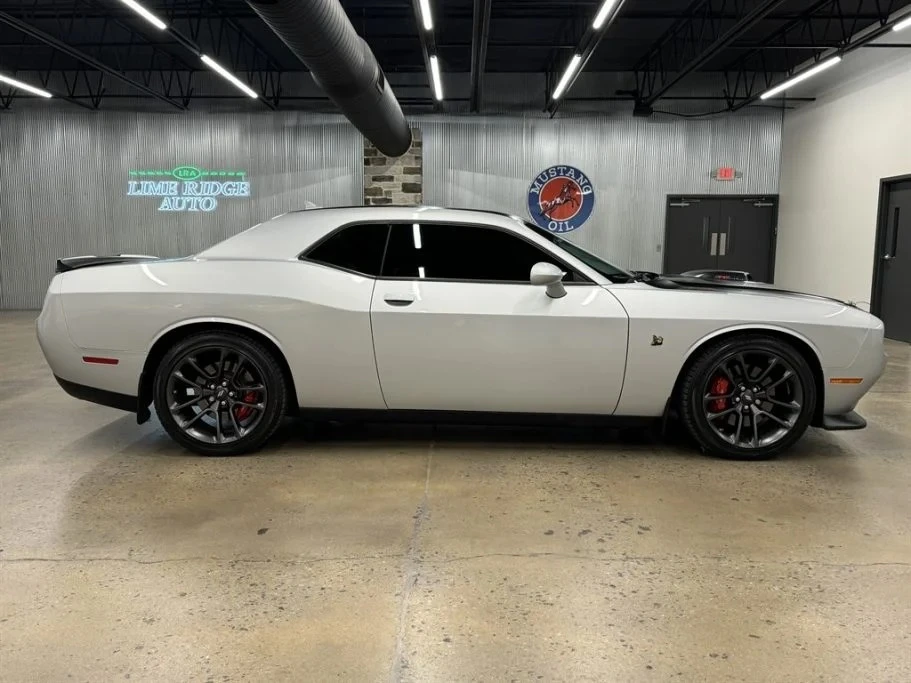 2021 Dodge Challenger SRT8 & 392 3rd Gen - Image 19 of 31