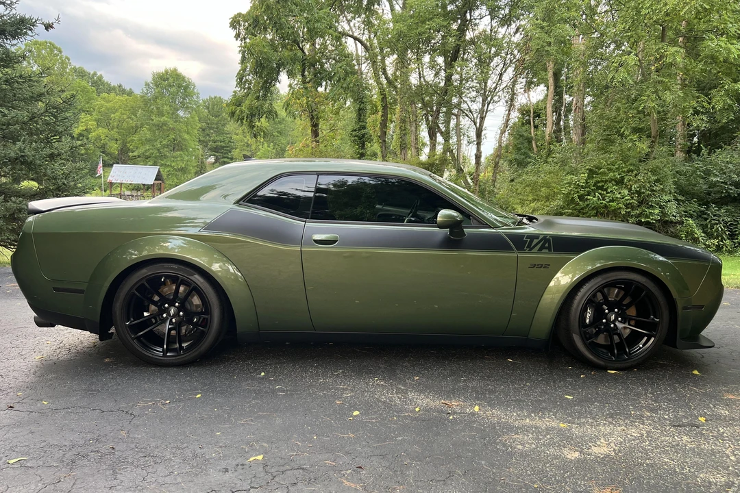 2021 Dodge Challenger SRT8 & 392 3rd Gen - Image 3 of 31