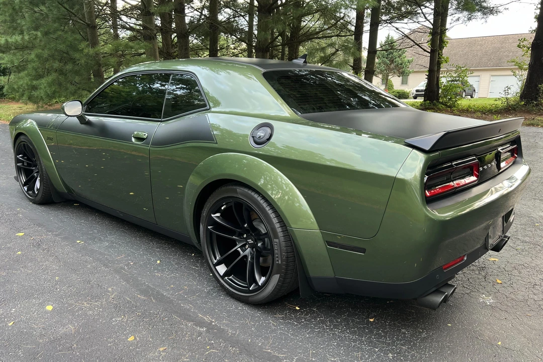 2021 Dodge Challenger SRT8 & 392 3rd Gen - Image 4 of 31