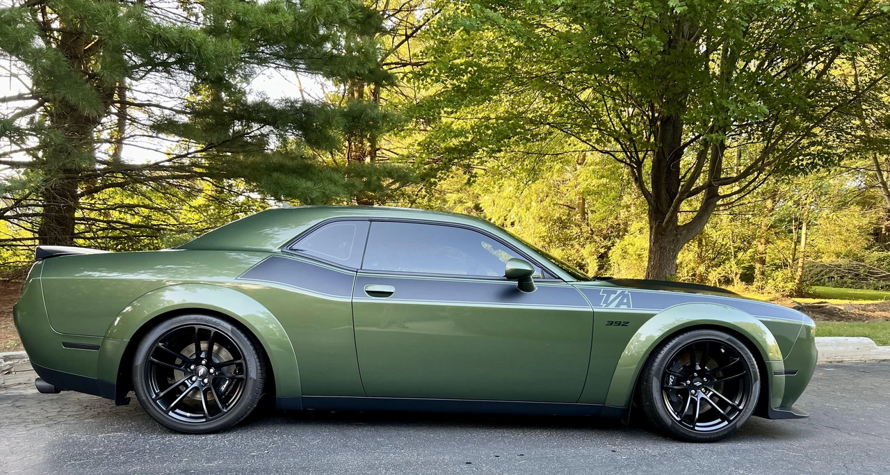 2021 Dodge Challenger SRT8 & 392 3rd Gen - Image 12 of 31