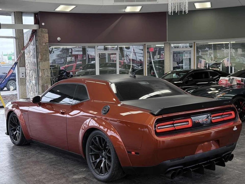 2021 Dodge Challenger SRT8 & 392 3rd Gen - Image 13 of 31