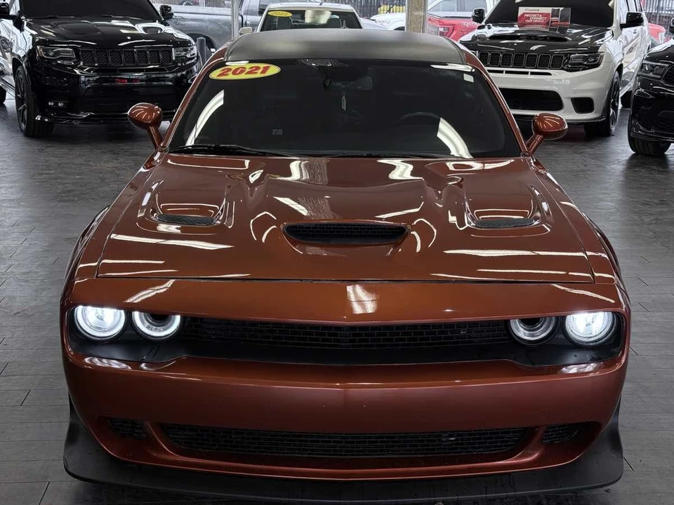 2021 Dodge Challenger SRT8 & 392 3rd Gen - Image 3 of 12