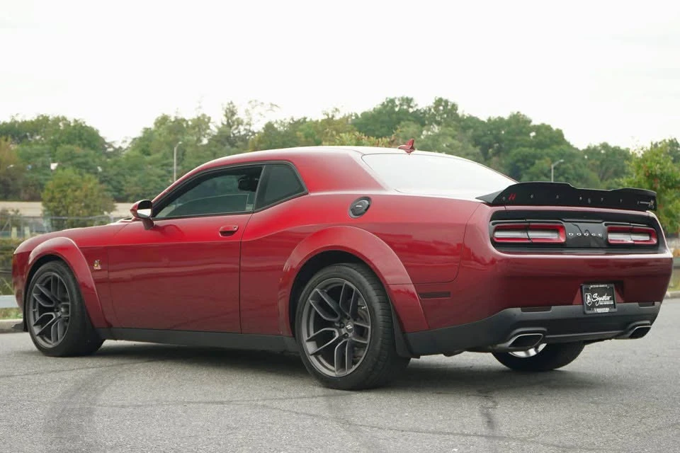 2021 Dodge Challenger SRT8 & 392 3rd Gen - Image 4 of 12